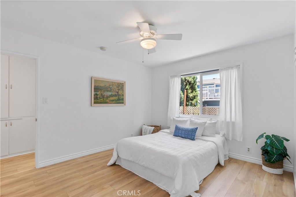 Image 16 of property listing at 2075 E Appleton Street 17, Long Beach, CA 90803