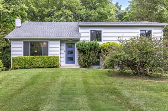 6 Hickory Hill Road, New Paltz, NY 12561