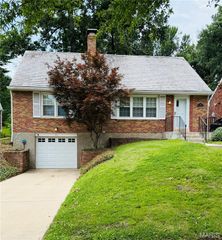 90 Greendale Drive, Greendale, MO 63121