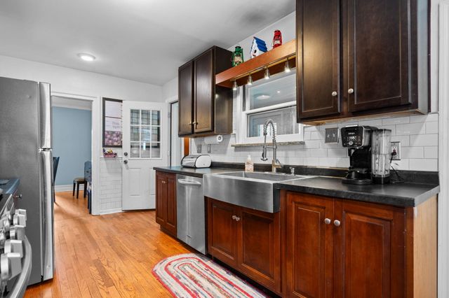 1396 E Forest Avenue, Ypsilanti, MI 48198