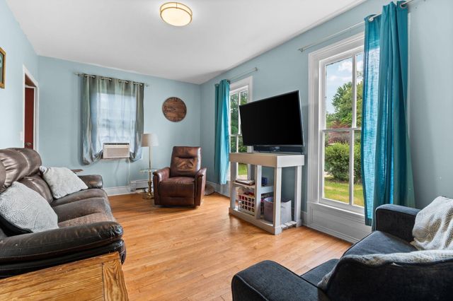 1396 E Forest Avenue, Ypsilanti, MI 48198