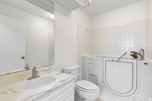 5879 W DIXIE DR, West Valley City, UT 84128