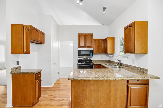 5879 W DIXIE DR, West Valley City, UT 84128