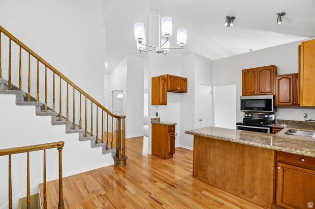 5879 W DIXIE DR, West Valley City, UT 84128