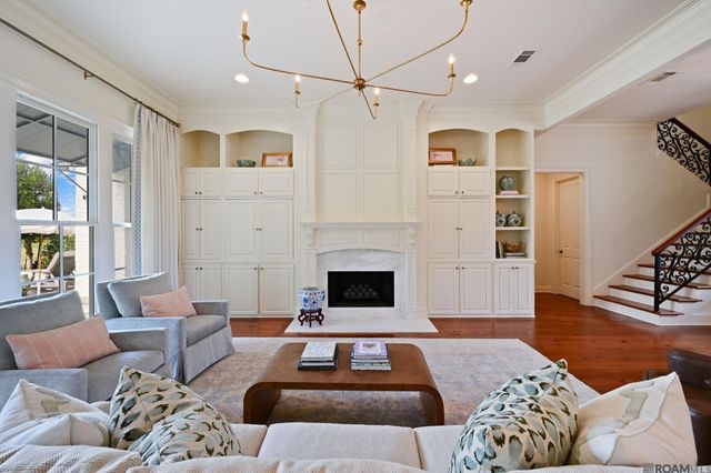 18663 Santa Maria Dr, Saint George, LA 70809