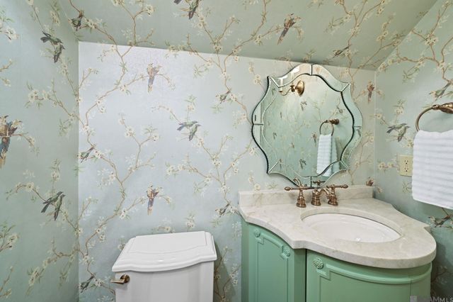 18663 Santa Maria Dr, Saint George, LA 70809