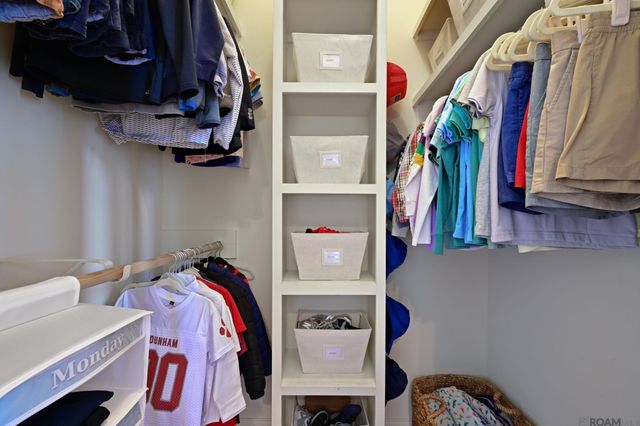 18663 Santa Maria Dr, Saint George, LA 70809