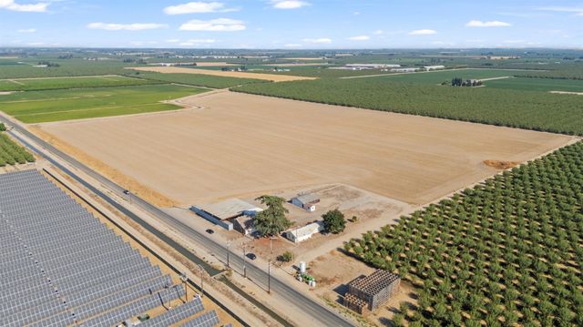 12737 Westside, Livingston, CA 95334