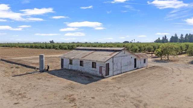 12737 Westside, Livingston, CA 95334