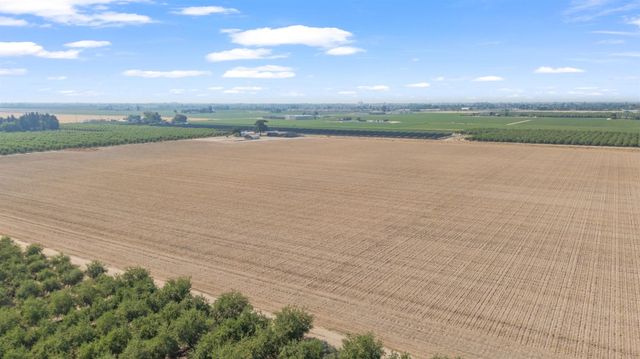 12737 Westside, Livingston, CA 95334