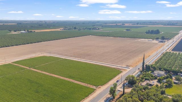 12737 Westside, Livingston, CA 95334