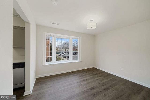 1871 ADDISON RD S, District Heights, MD 20747