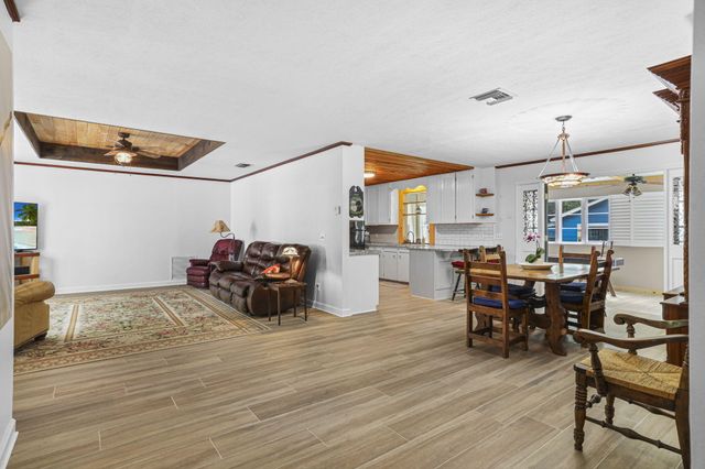 7370 SW Rattlesnake Run, Palm City, FL 34990