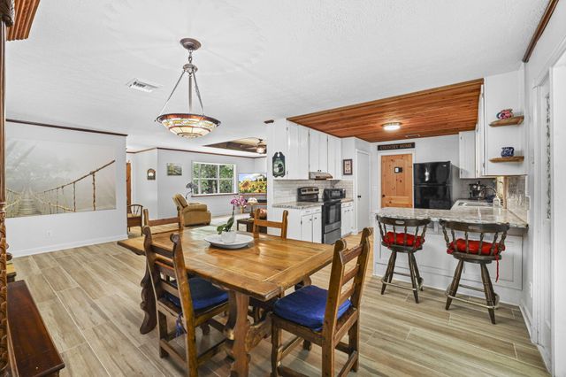 7370 SW Rattlesnake Run, Palm City, FL 34990