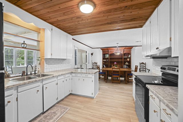 7370 SW Rattlesnake Run, Palm City, FL 34990