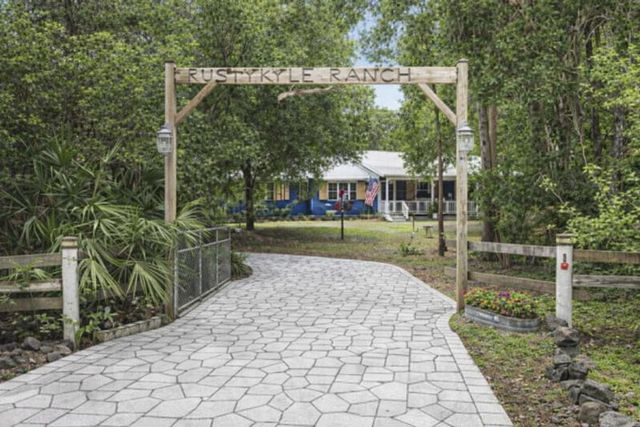 7370 SW Rattlesnake Run, Palm City, FL 34990