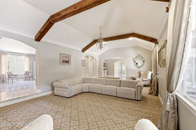 1787 Kathleen Court, Toms River, NJ 08755