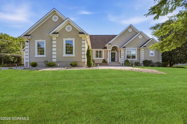 1787 Kathleen Court, Toms River, NJ 08755