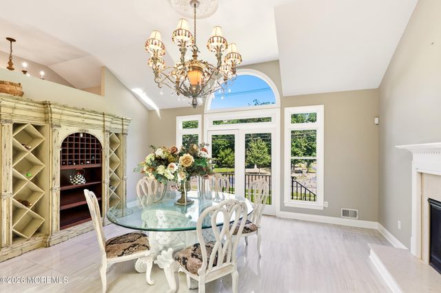 1787 Kathleen Court, Toms River, NJ 08755