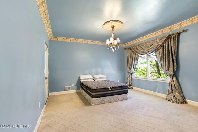 1787 Kathleen Court, Toms River, NJ 08755