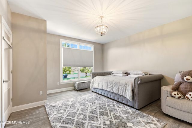 1787 Kathleen Court, Toms River, NJ 08755