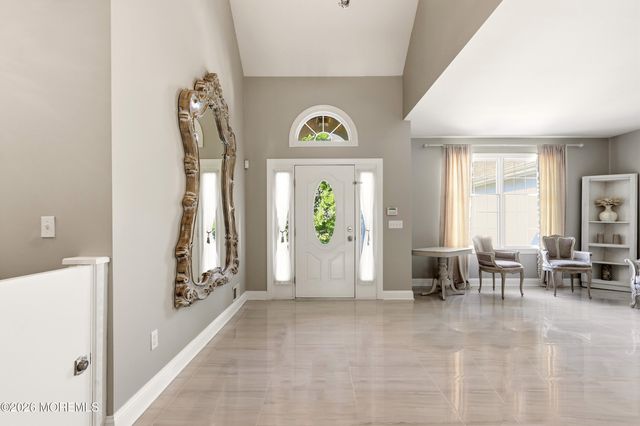 1787 Kathleen Court, Toms River, NJ 08755