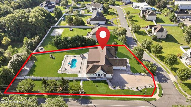 1787 Kathleen Court, Toms River, NJ 08755