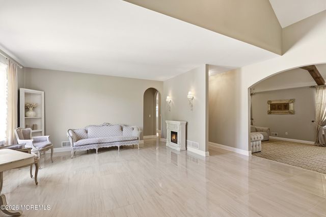 1787 Kathleen Court, Toms River, NJ 08755