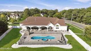 1787 Kathleen Court, Toms River, NJ 08755