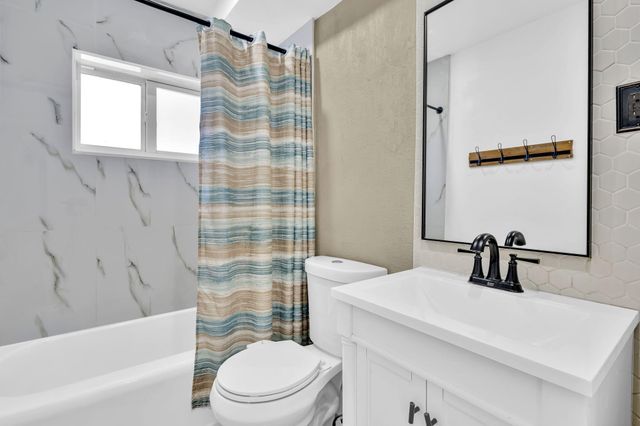 721 FAIRWAY Drive, Plantation, FL 33317