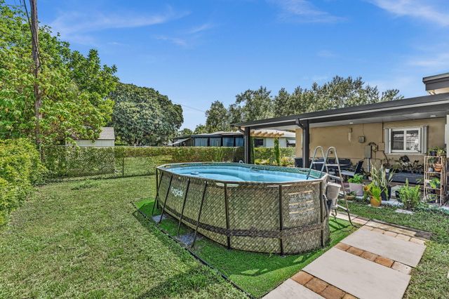 721 FAIRWAY Drive, Plantation, FL 33317
