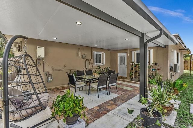 721 FAIRWAY Drive, Plantation, FL 33317