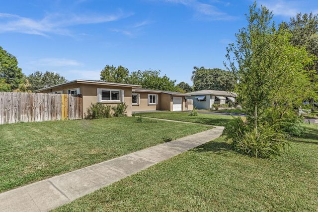 721 FAIRWAY Drive, Plantation, FL 33317