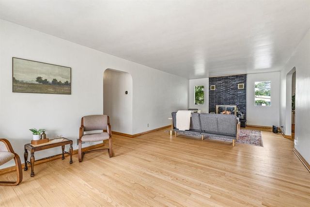 334 Margaret Street, Eau Claire, WI 54701