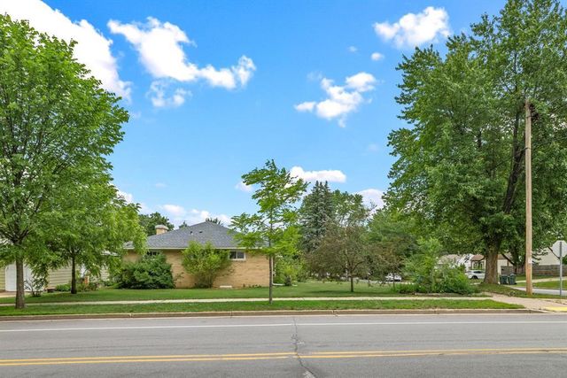 334 Margaret Street, Eau Claire, WI 54701