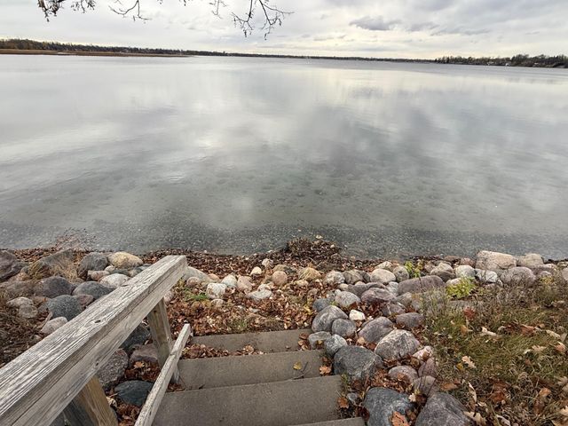 1590 W Lake Drive, Detroit Lakes, MN 56501