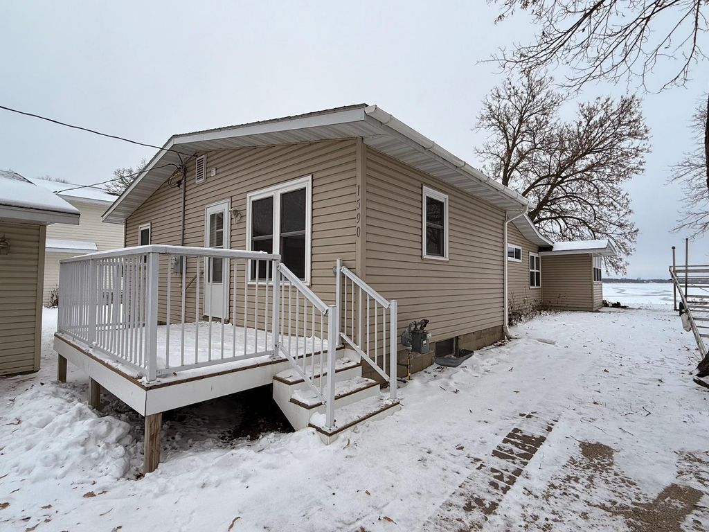 1590 W Lake Drive, Detroit Lakes, MN 56501