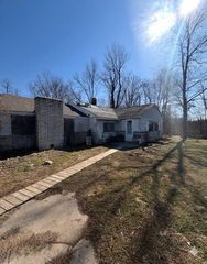 18821 Brownsville Street, Calvin Twp, MI 49031