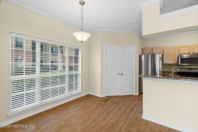 7800 POINT MEADOWS Drive 918, Jacksonville, FL 32256