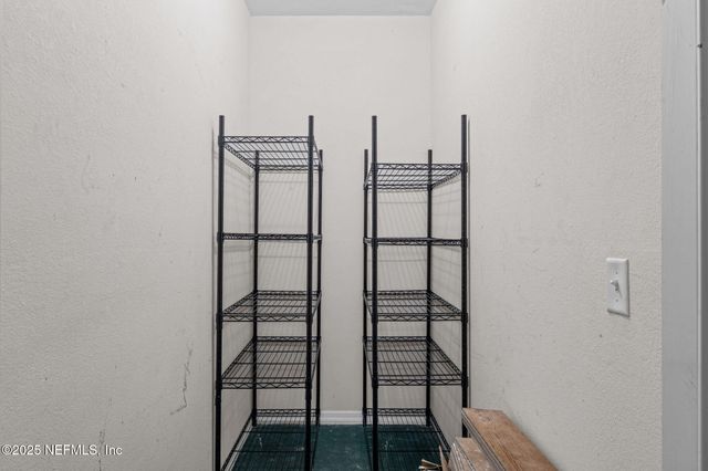 7800 POINT MEADOWS Drive 918, Jacksonville, FL 32256