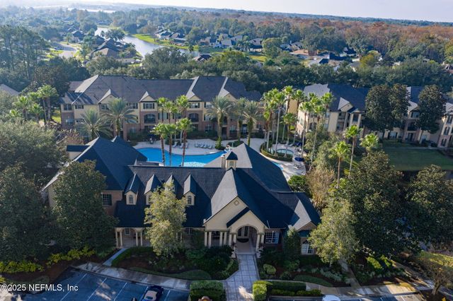 7800 POINT MEADOWS Drive 918, Jacksonville, FL 32256