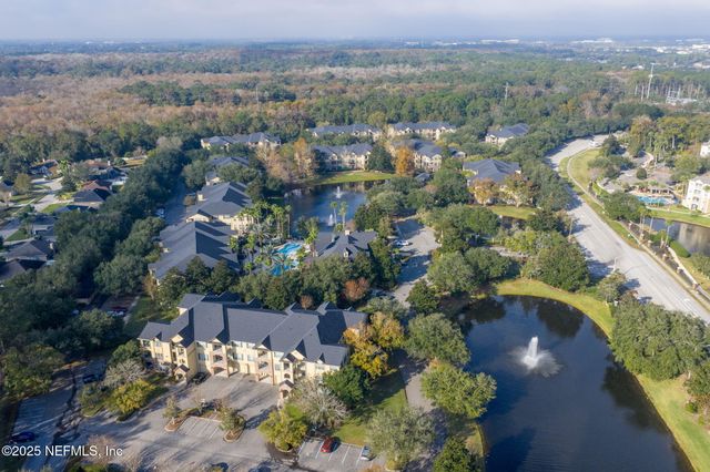 7800 POINT MEADOWS Drive 918, Jacksonville, FL 32256