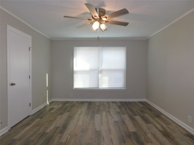 819 Thomas Street, Denton, TX 76201