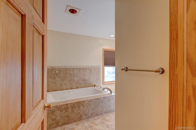 45 Orange, Marlboro, NY 12542