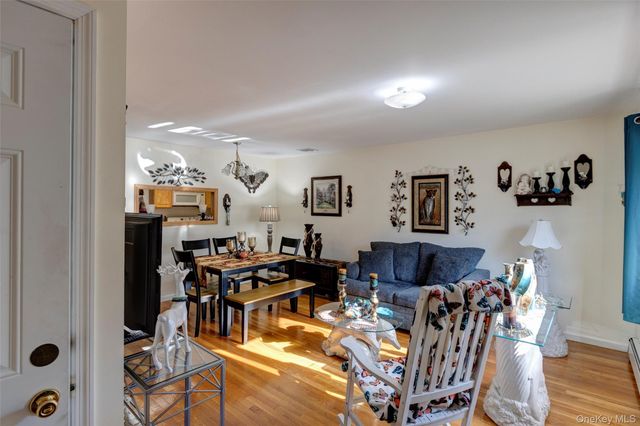 45 Orange, Marlboro, NY 12542