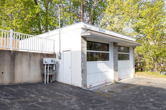 45 Orange, Marlboro, NY 12542