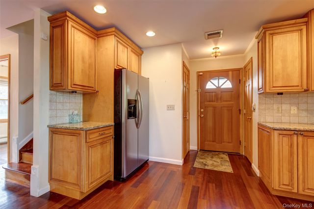 45 Orange, Marlboro, NY 12542