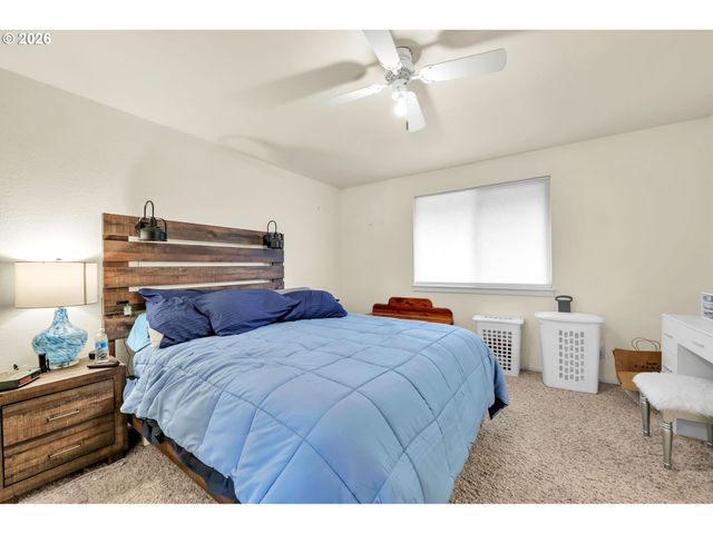 2592 CUBIT St, Eugene, OR 97402