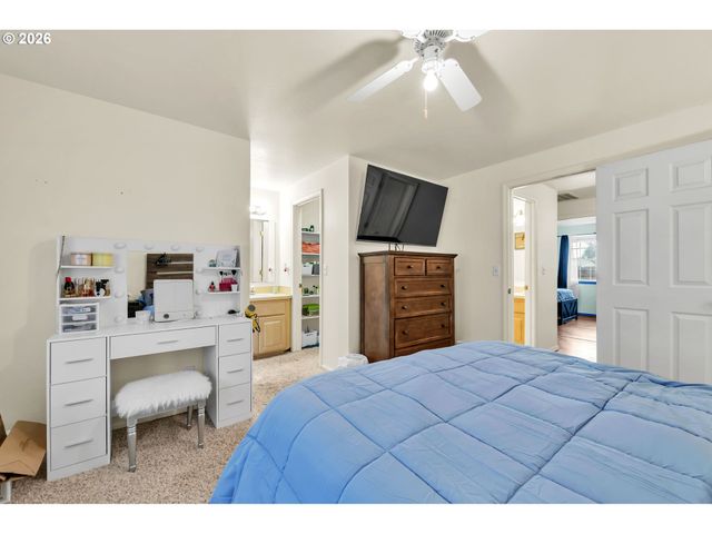 2592 CUBIT St, Eugene, OR 97402