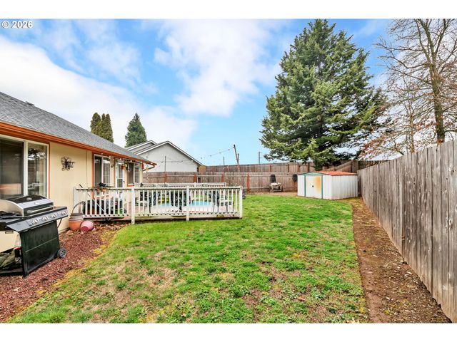 2592 CUBIT St, Eugene, OR 97402